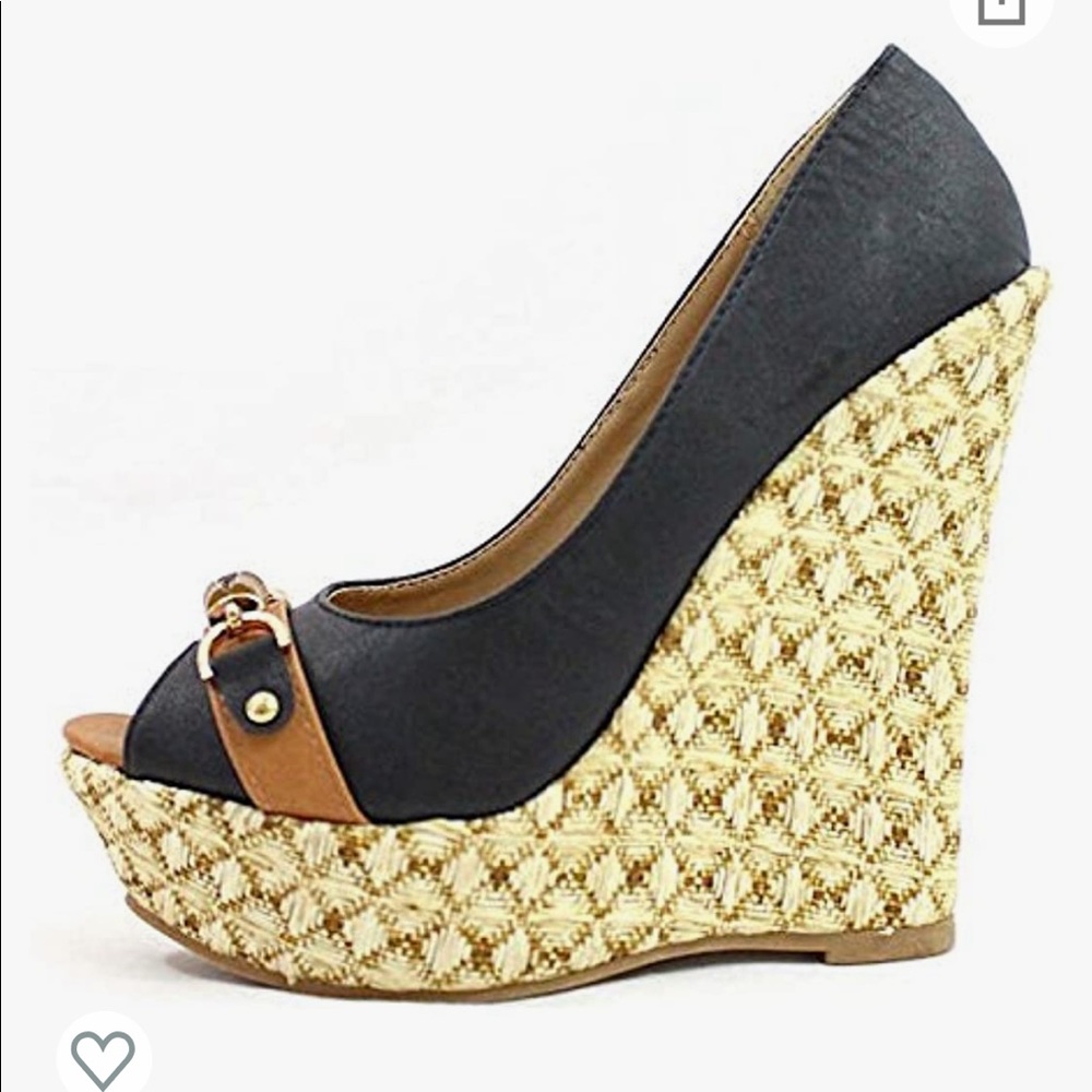 Design by Jacobies Woven Wedge